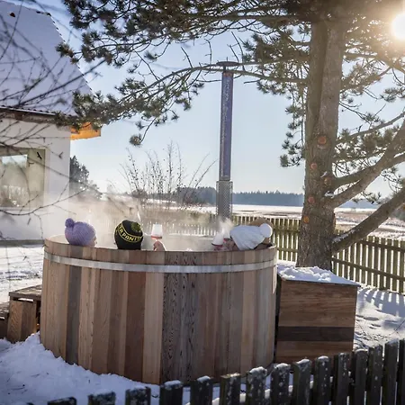 Daire Na Ovcine Jindřichŭv Hradec